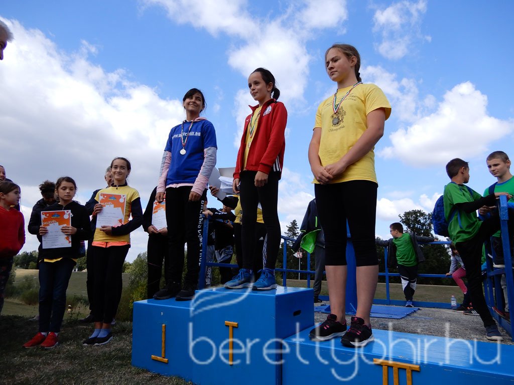 Mezei futóbajnokság Berettyóújfaluban 111